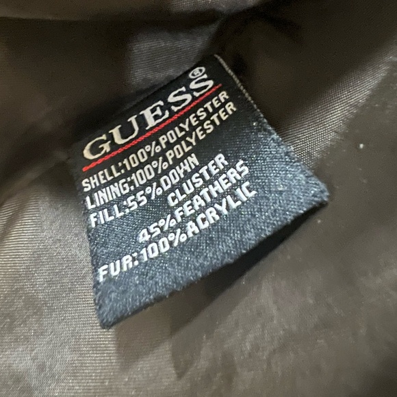 Guess Puffer Jacket Junior’s Medium with removable hood - Picture 2 of 6